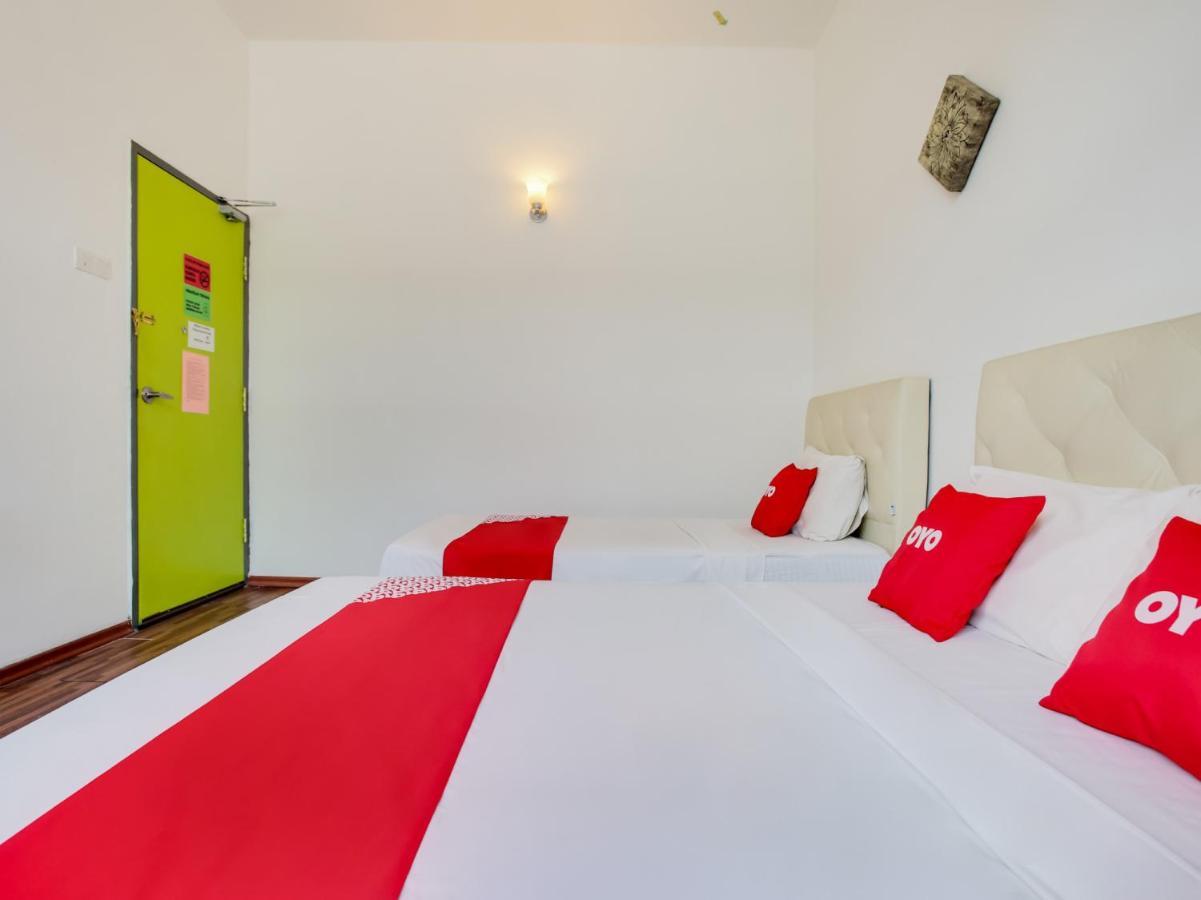 Hotel OYO 89617 Selesa View Bukit Gambir Exterior foto